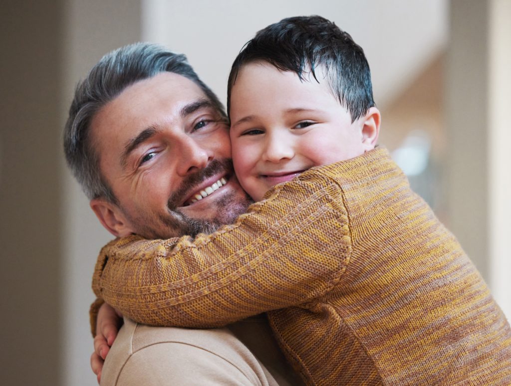 Un padre y un hijo. (Shutterstock)