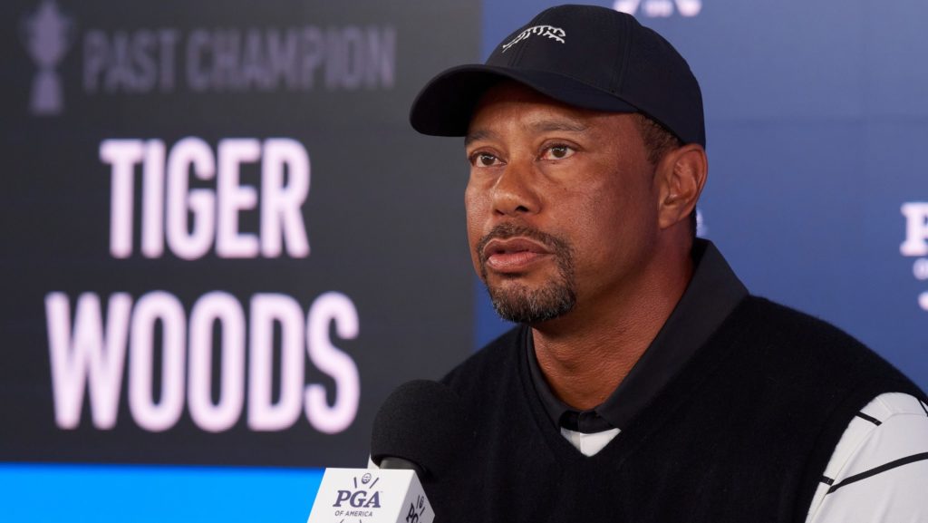El golfista Tiger Woods durante una conferencia de prensa previa al Campeonato PGA 2024 en el Valhalla Golf Club, el 14 de mayo de 2024 en Louisville, Kentucky. (Shutterstock)