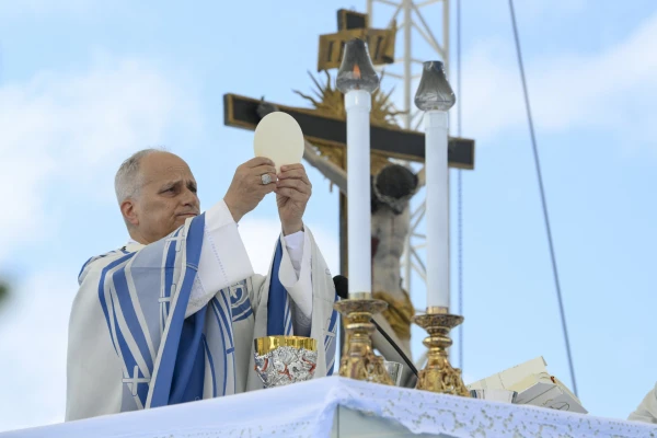 El Papa León XIV celebra Misa en Lampedusa este sábado 4 de julio. Crédito: Vatican Media.